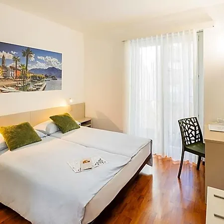 Rondinella Hotel 2*
